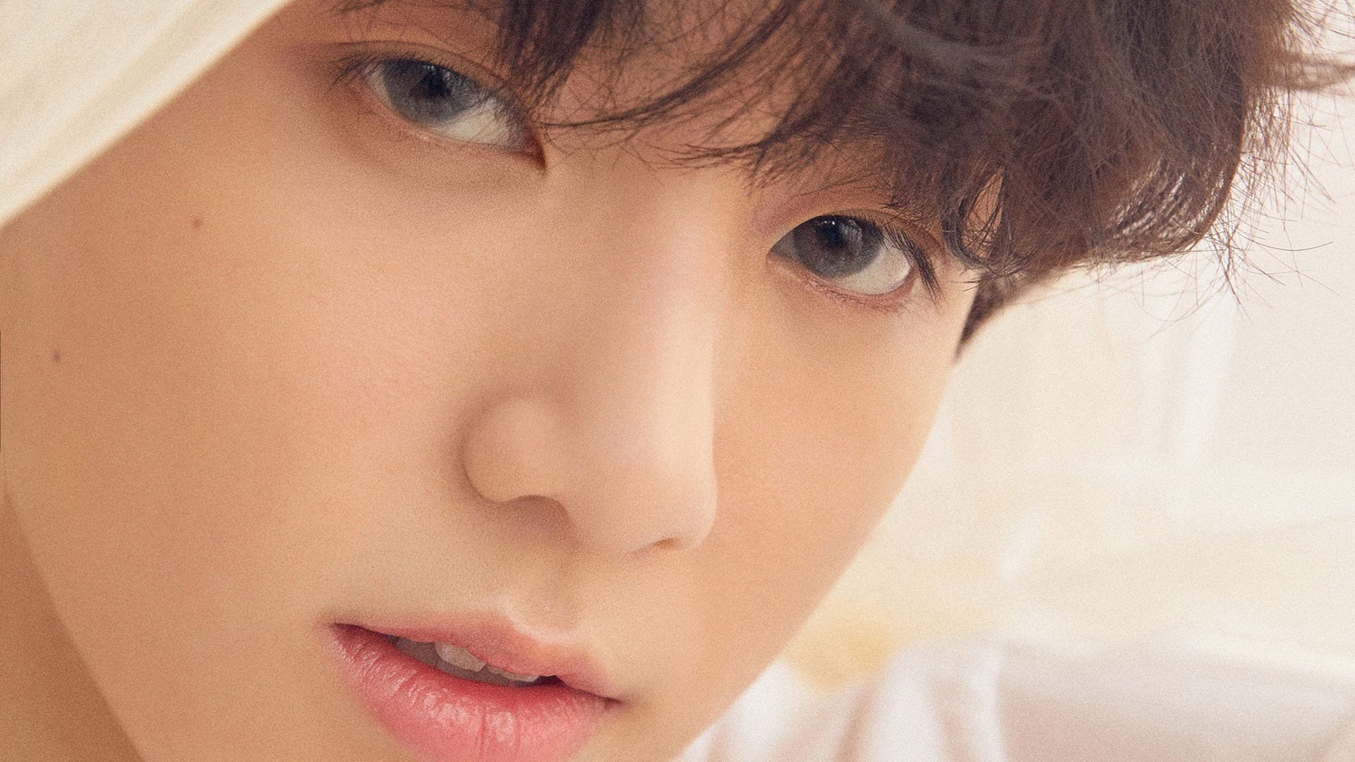 “英超悬念继续升温,争冠集团形势严峻”,英超夺冠预测