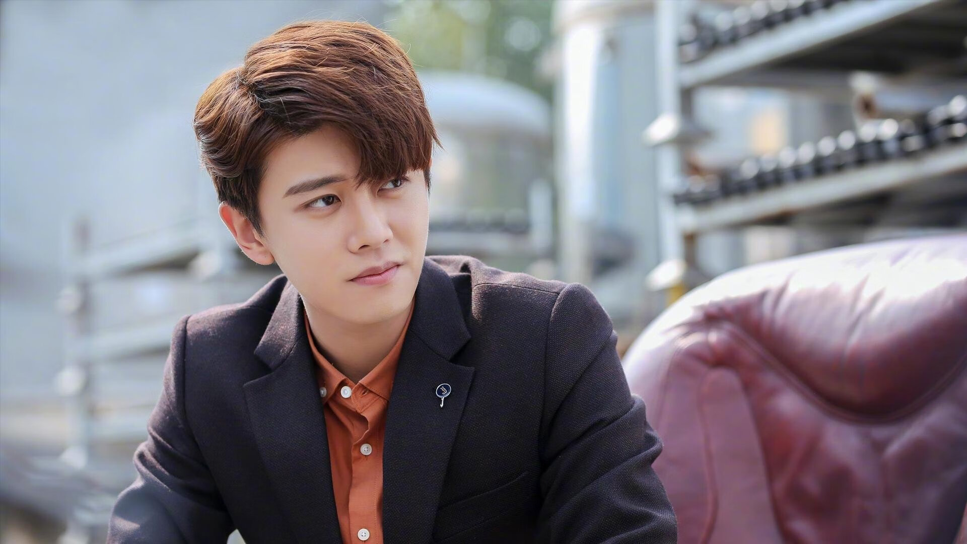 美国队中场罗德里格斯在巴黎奥运会上展现出强大的组织能力，后卫罗德里格斯