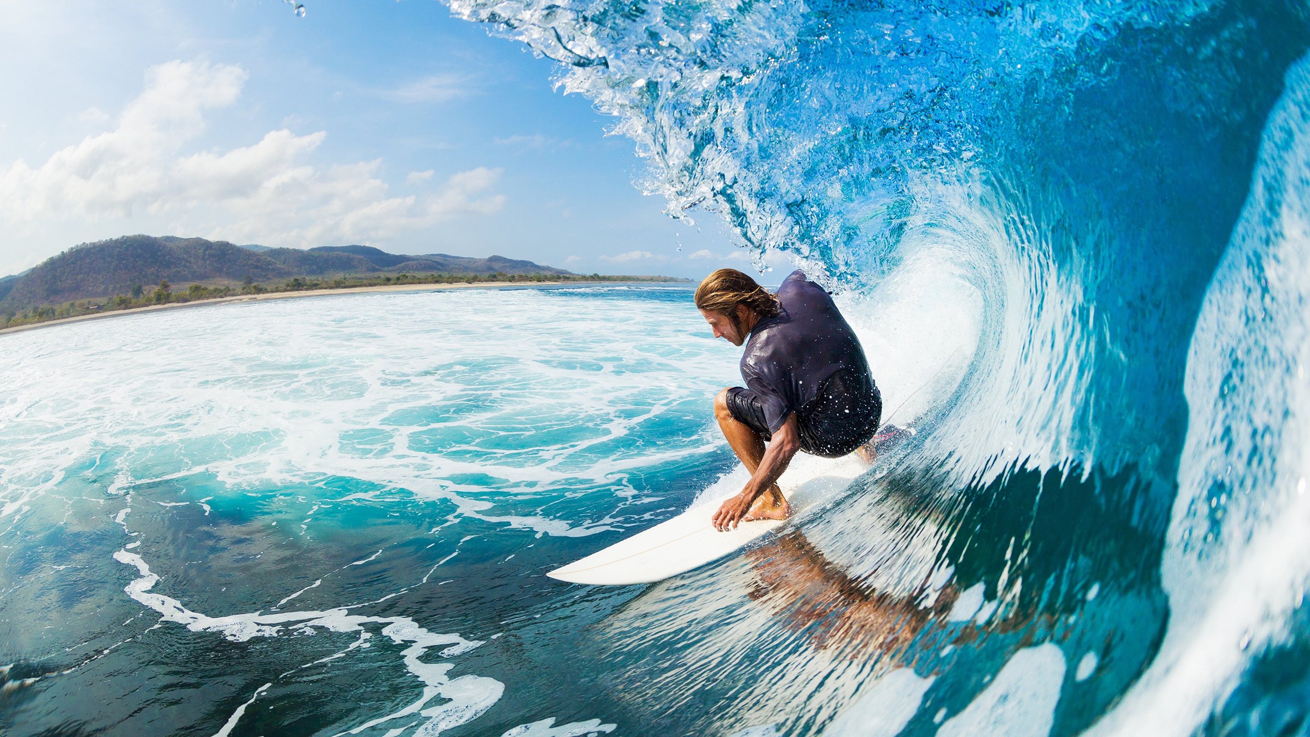 “团队无敌：幕后英雄的坚韧守护”，团队竞技的无敌点