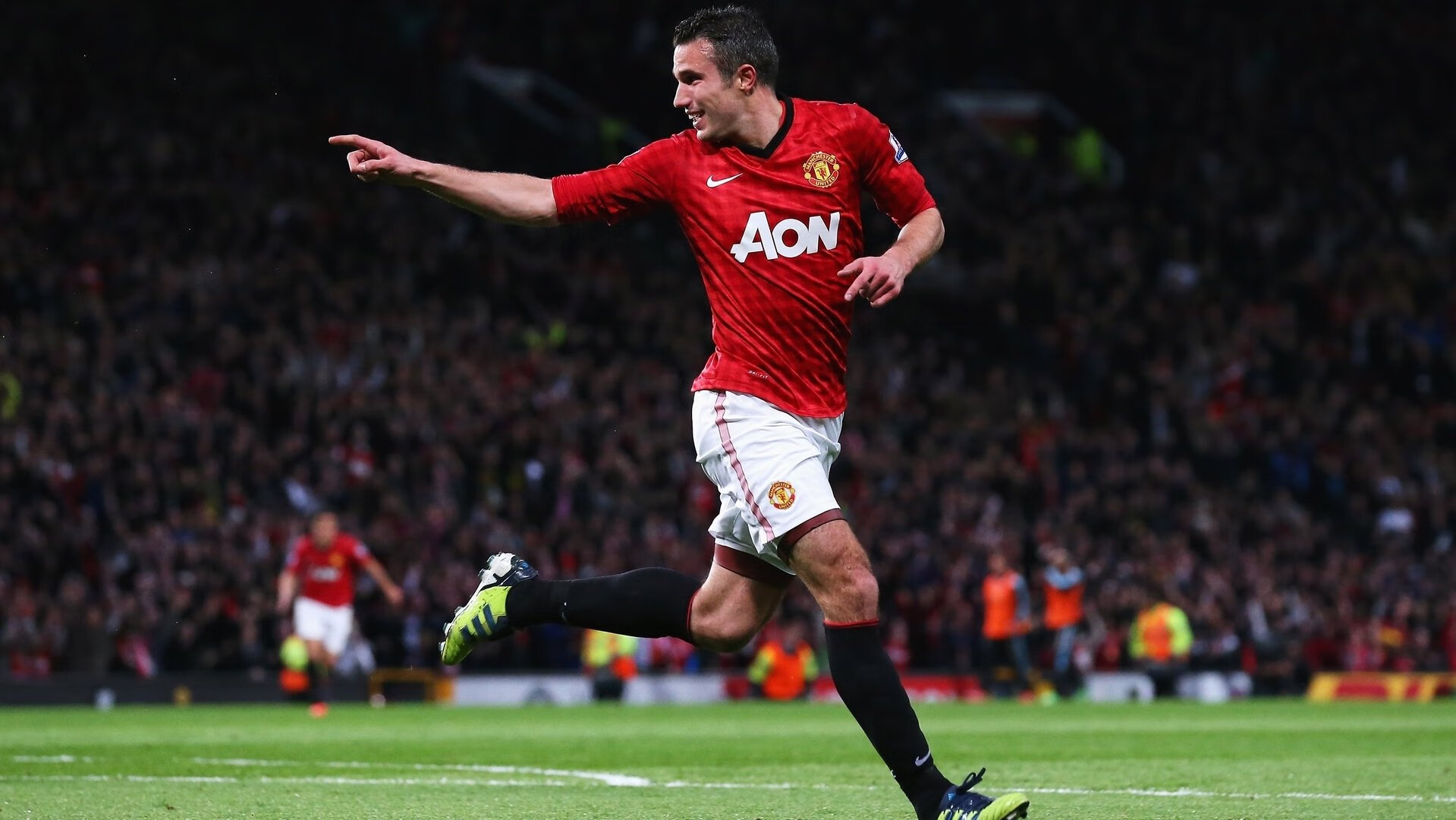 “橙色风暴”战术解析：荷兰足球的狂野之路，天下足球荷兰橙色风暴