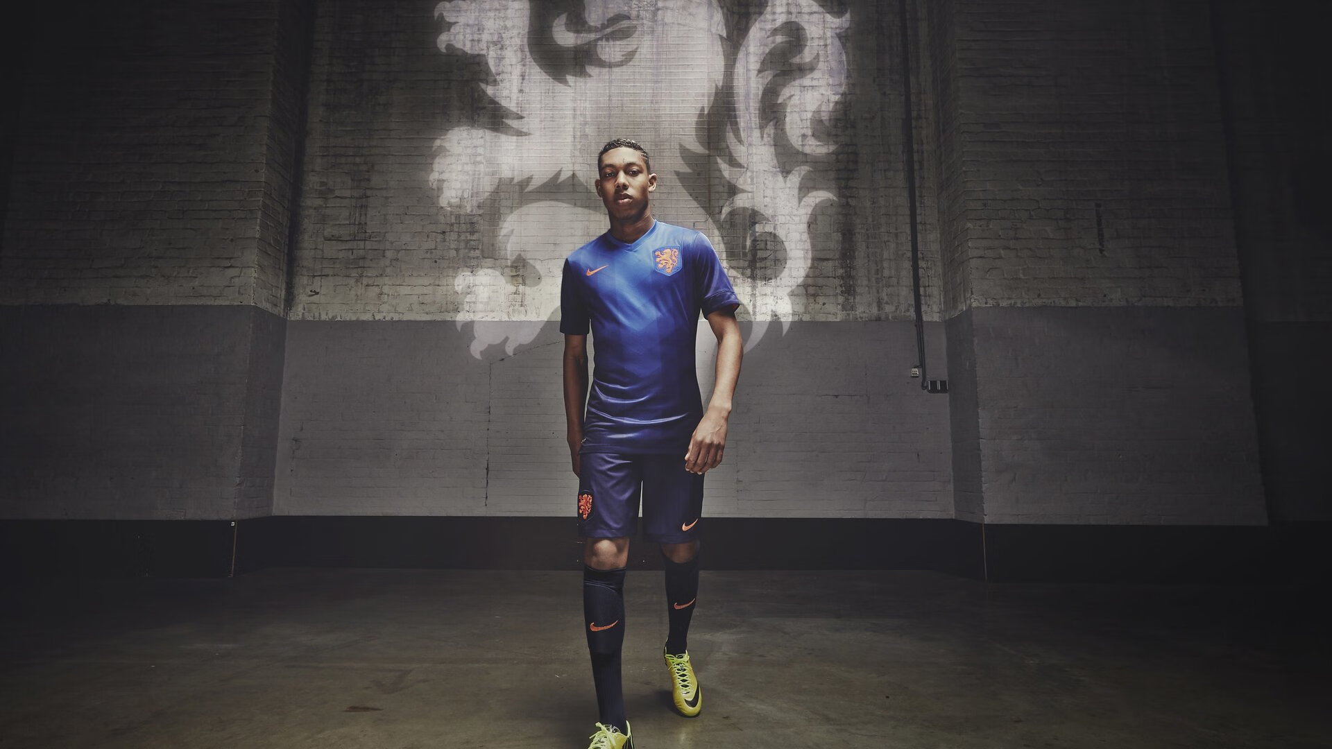 乐鱼体育登录-“英超领头羊再遭挑战，积分差距逐渐缩小”，英超积分预测