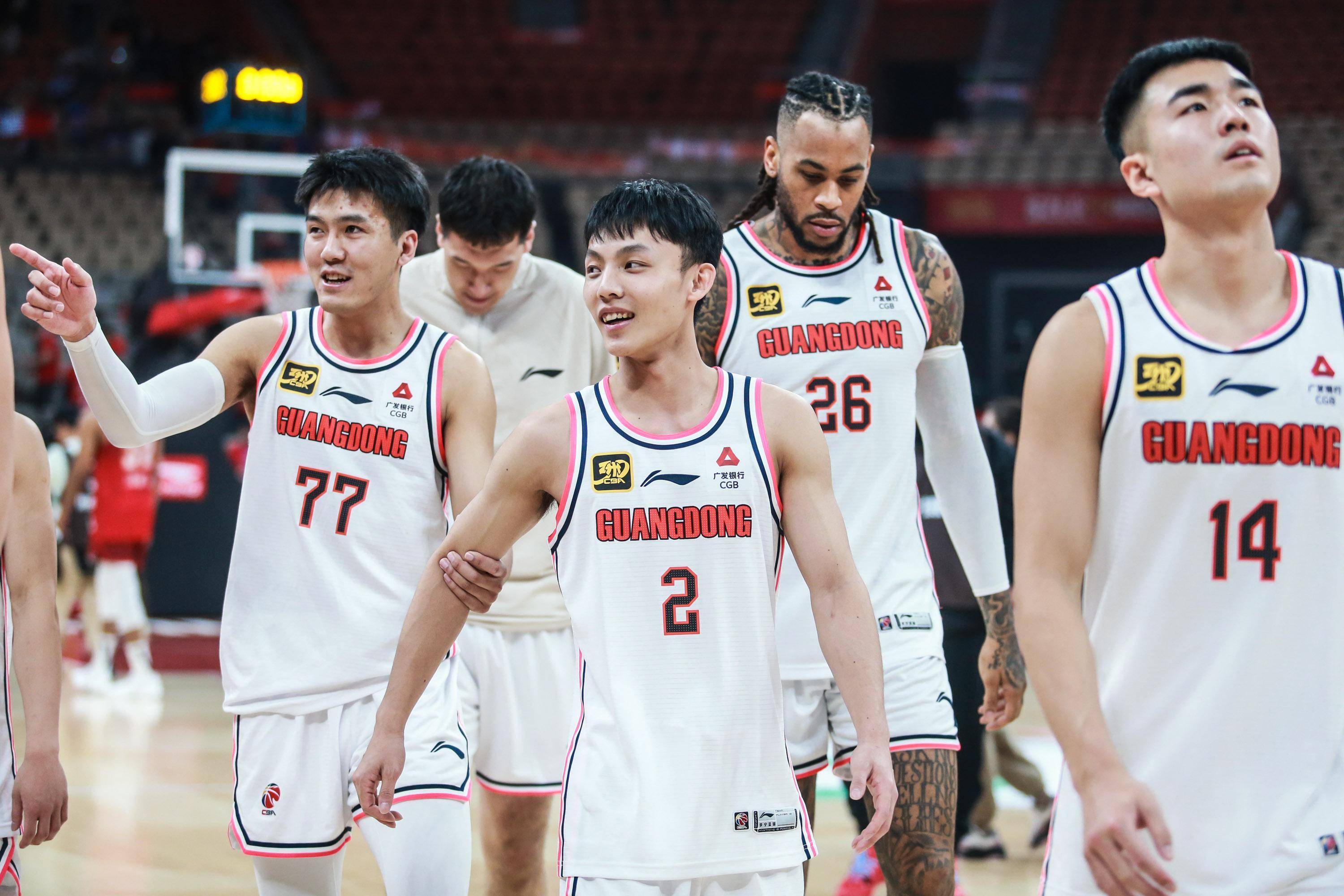 乐鱼体育：中国篮球联赛外援琼斯，单场50分率队逆转广东队的简单介绍