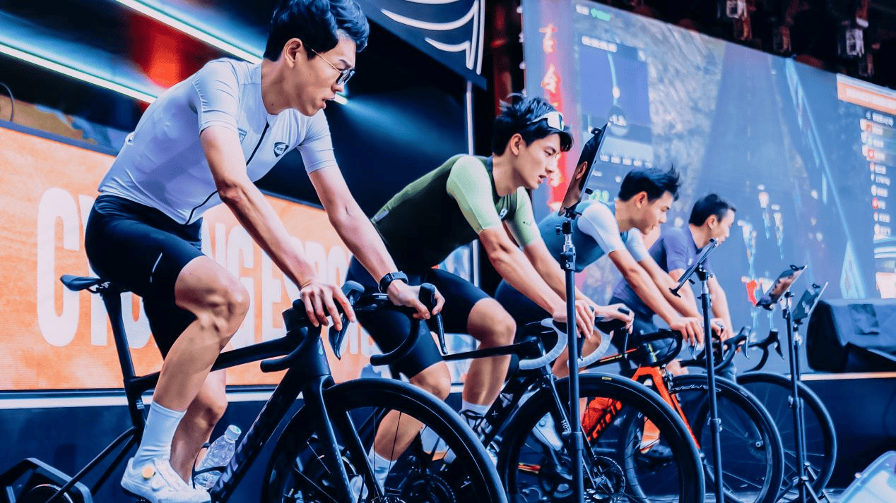 乐鱼体育:电竞与传统体育的融合，未来的发展方向的简单介绍